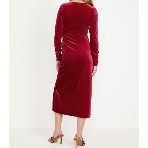 Old Navy Red Velvet Ruched Midi Dress Medium Petite - Picture 2 of 12